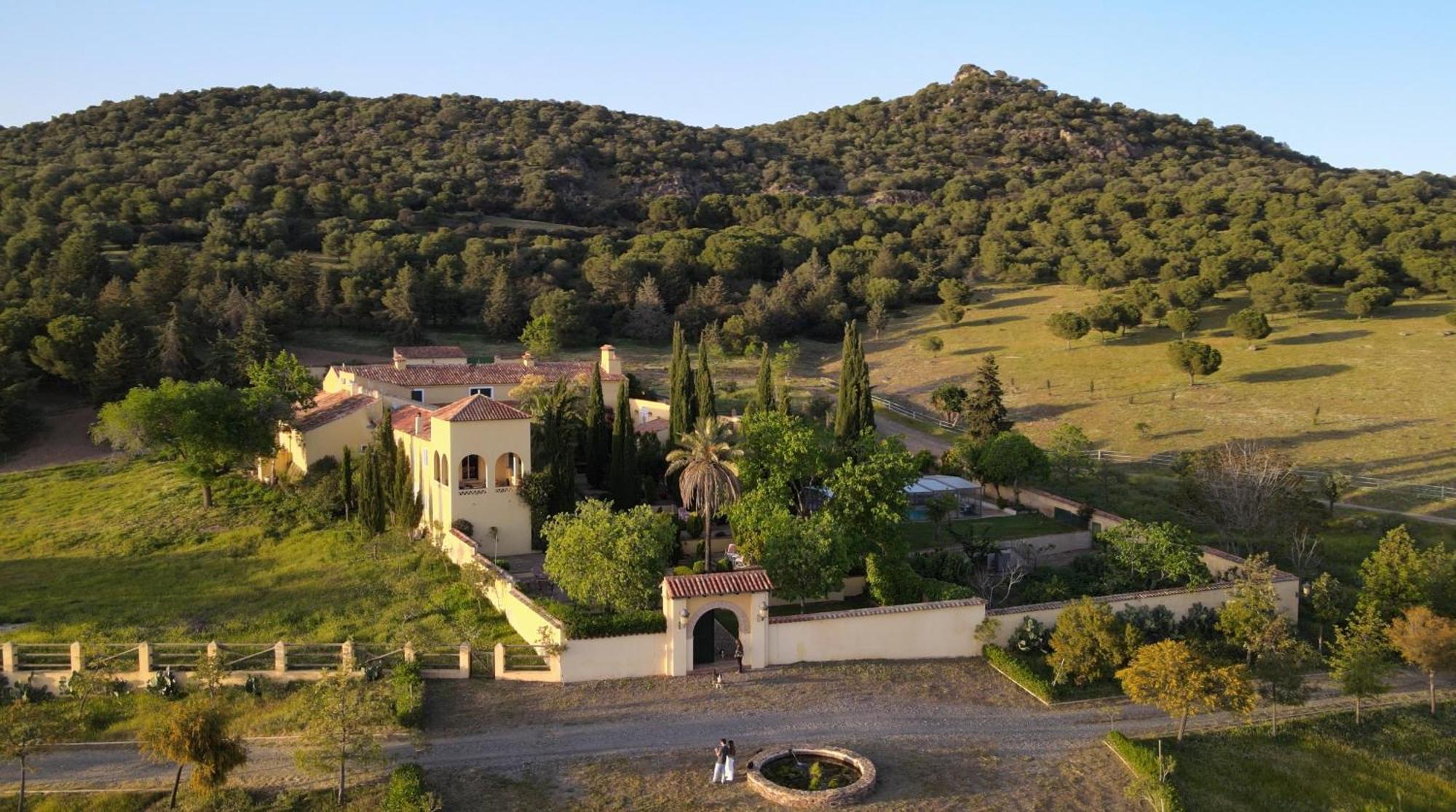 Finca La Alcolehuela En Parque Natural De Despenaperros Σάντα Έλενα Εξωτερικό φωτογραφία